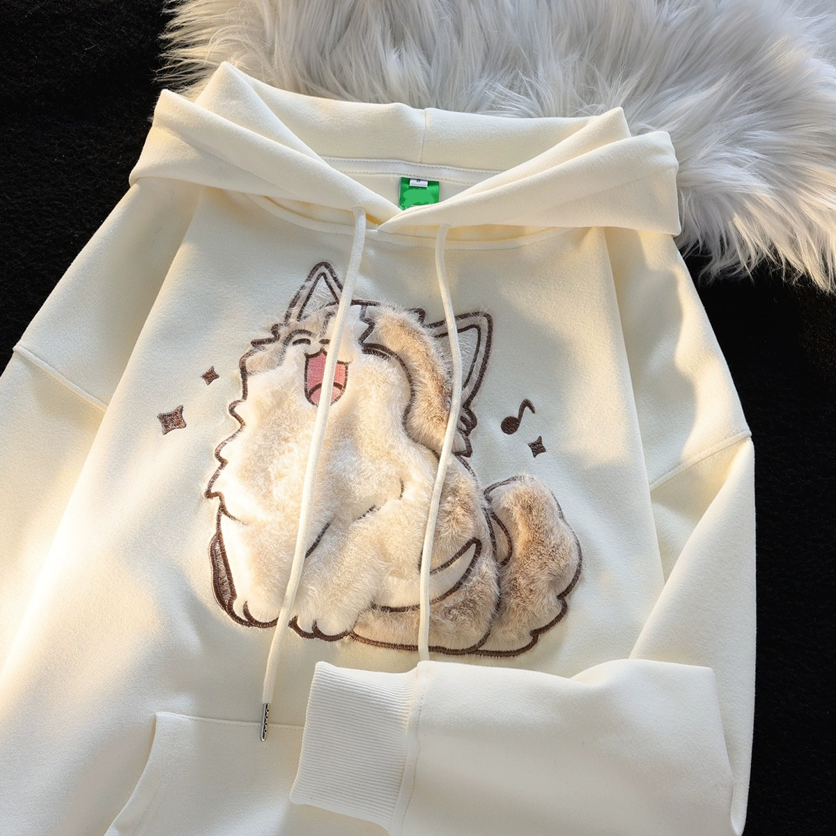 2023 Koreańska jesień zima Śliczna kreskówka Street Haft Projekt Kot Nadruk Pullover Bluzy Kobiety Mężczyźni Trend Luźne ubrania dla par