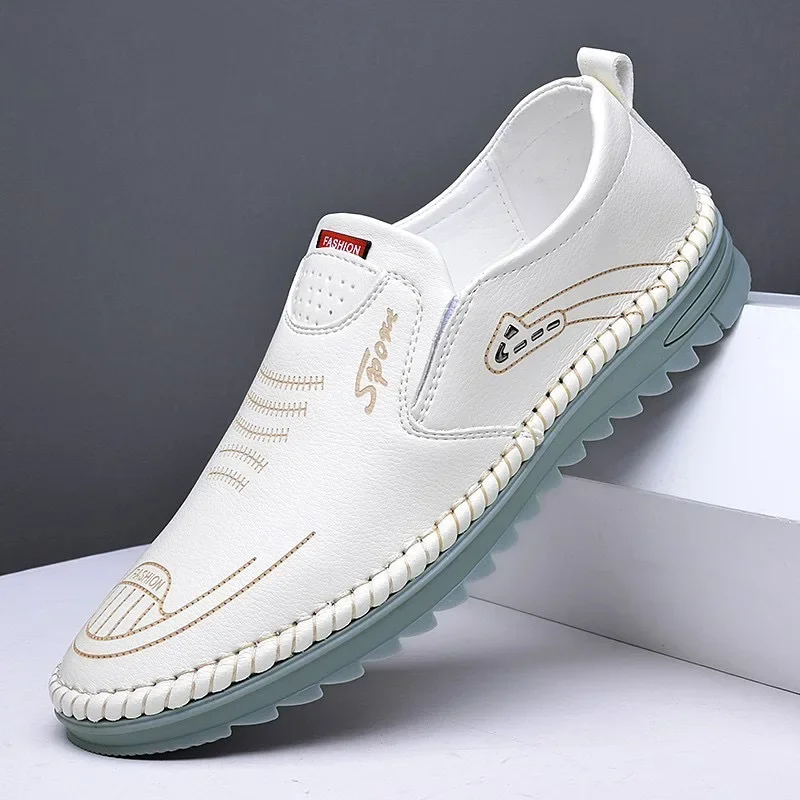 Zapatos de hombre de alta calidad, calzado de cuero hecho a mano, zapatos planos informales de negocios para hombre, zapatillas de viaje de suela blanda para exteriores, mocasines de marca