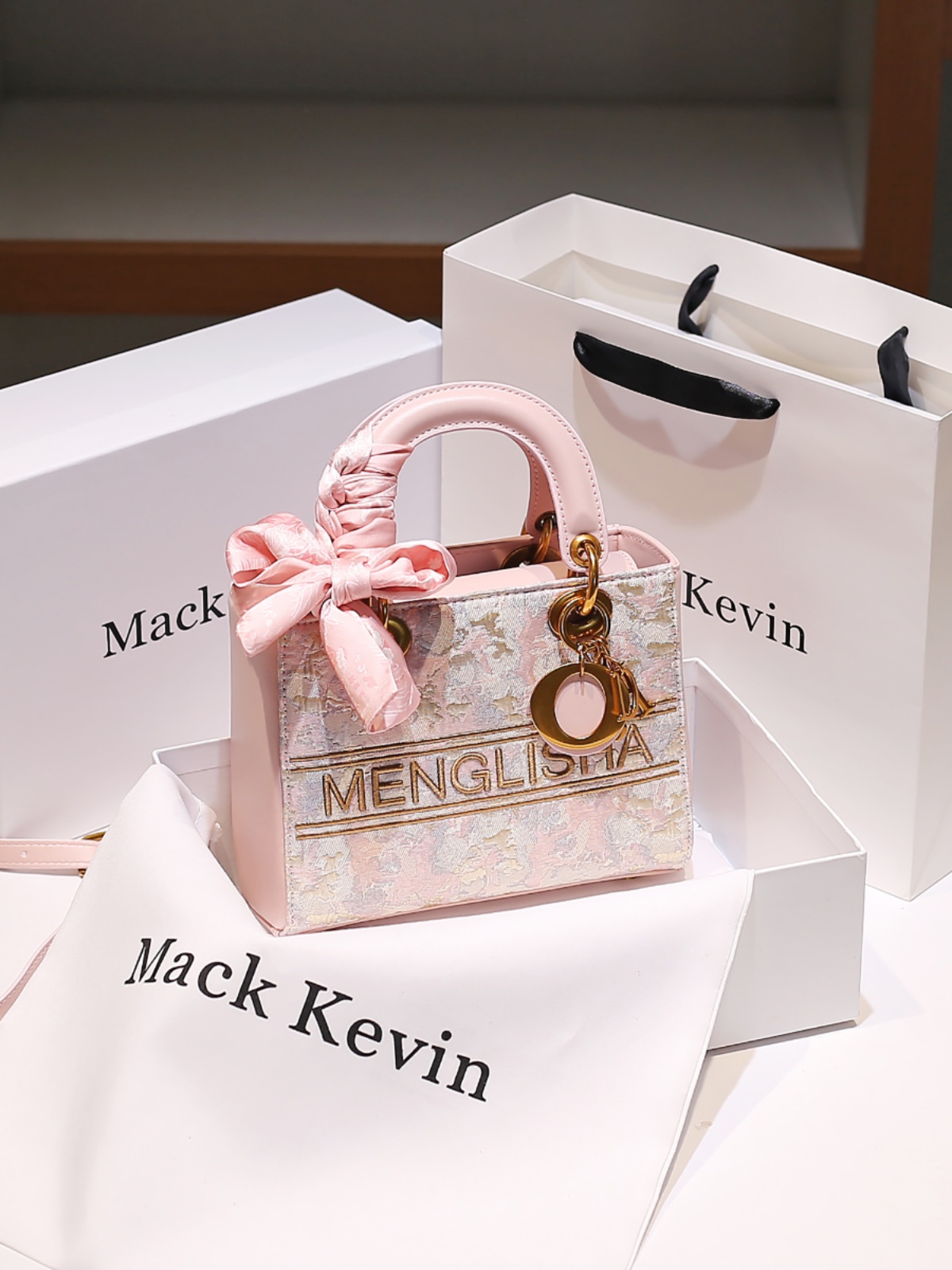 New Chinese Sle Embroidered Pink Fashion Versatile High-End Feelings Women's Handbag MackKevin Lady Di Bag Leather Handbag