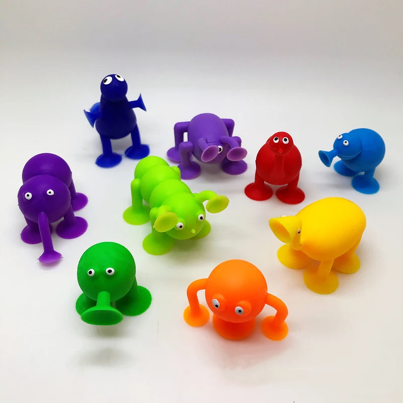 Mini bonecas com ventosa aleatórias exploram os mares com figuras de ação de vida marinha e cápsulas de brinquedo para crianças 5 peças