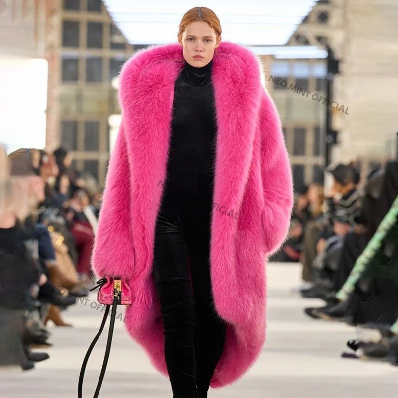 Neo Mint ผู้หญิงแบรนด์หรูรันเวย์แฟชั่นยาว Hooded Faux Fur Coat แจ็คเก็ต Ins Nicki Minaj นีออนสีเขียว Chunky Overcoat Jacket