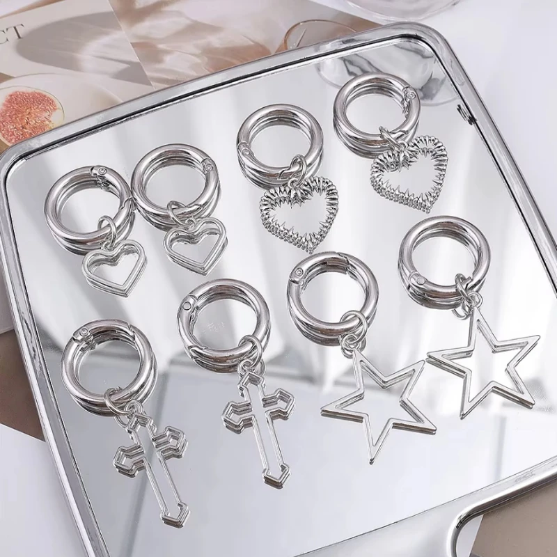 Botas con colgante de corazones y estrellas huecas de Metal, hebillas para zapatos, decoración de botas, colgante de fiesta, accesorios de moda para zapatos, 2 uds.