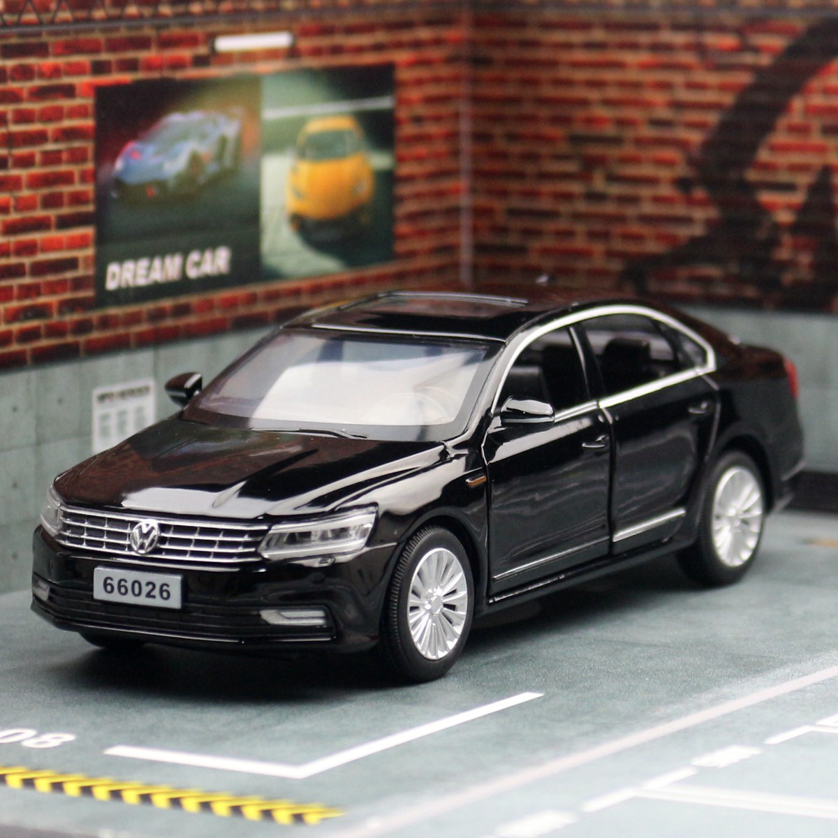 1/32 Volkswagen Passat Toy Car Model Diecast Alloy Metal Miniature Sound & Light Pull Back 1:32 Collection Gift For Boy Children