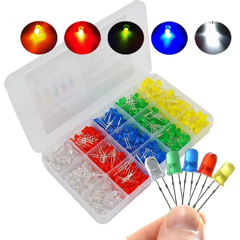 500 pezzi di scatola diodi emettitori di luce LED F5 da 5 mm con rosso, giallo, verde, bianco, blu, 5 colori, 100 unità ciascuna, LED DIP