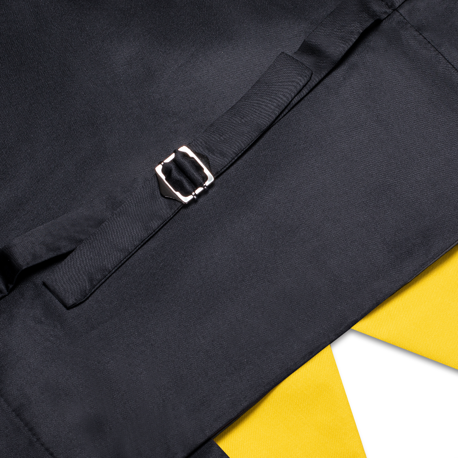 เสื้อกั๊กผู้ชายสีเหลืองอ่อนใหม่เสื้อกั๊กสำหรับงานแต่งงานเสื้อกั๊กผ้าไหมสีทึบชุดกระดุมข้อมือผ้าเช็ดหน้า Dasi สำหรับชุดสูทผู้ชายของขวัญดีไซน์เนอร์งานปาร์ตี้ทางธุรกิจ