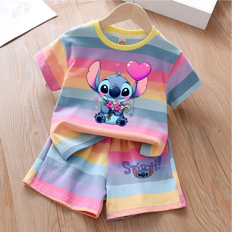 Летние футболки в радужную полоску для маленьких девочек DISNEY Stitch + брюки, костюмы из 2 предметов, трендовые спортивные комплекты с мотивами, детская одежда с короткими рукавами