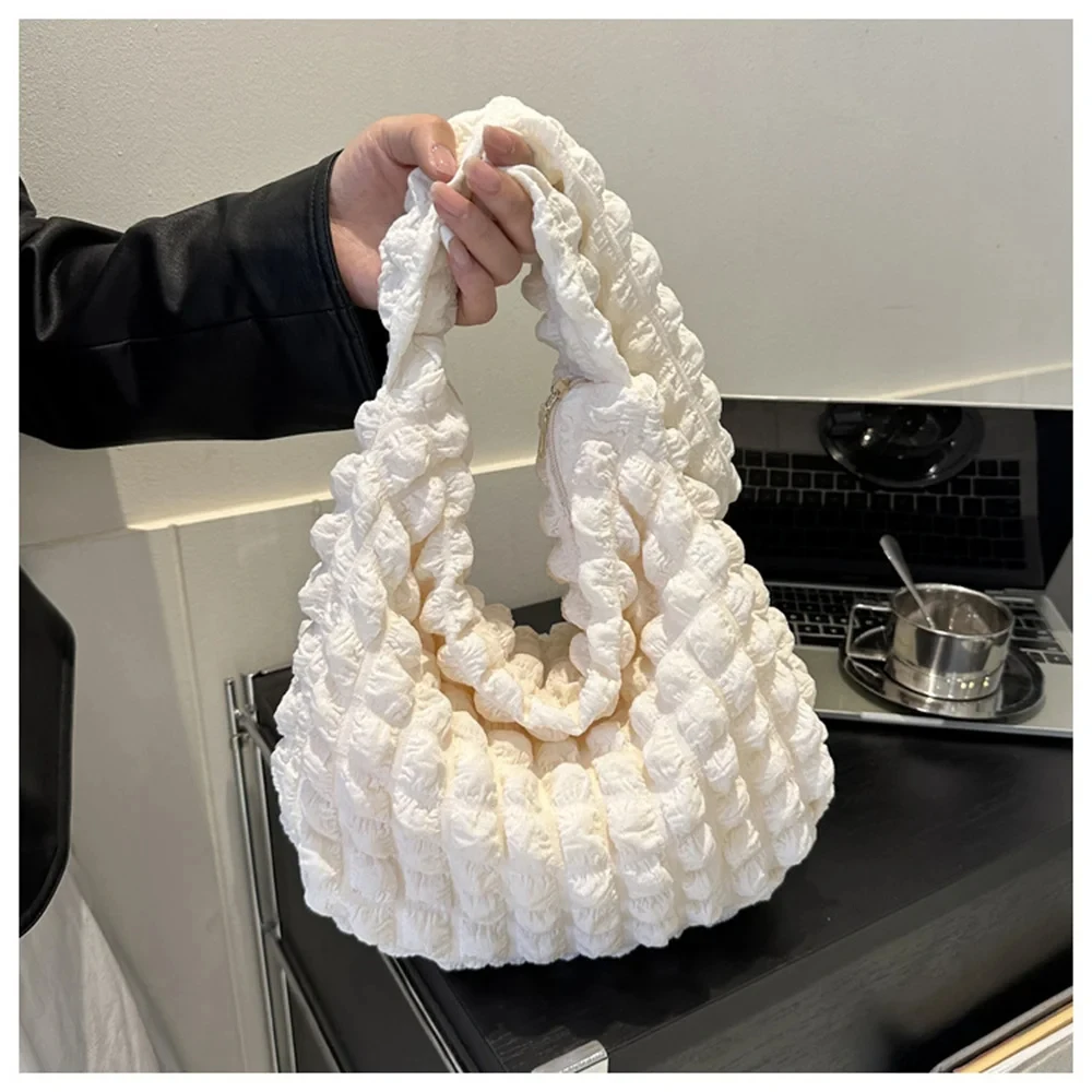 Umhängetasche mit plissiertem Design, bestickte karierte Umhängetasche, Unterarmtaschen, einfache gesteppte Tragetaschen mit großer Kapazität für Damen