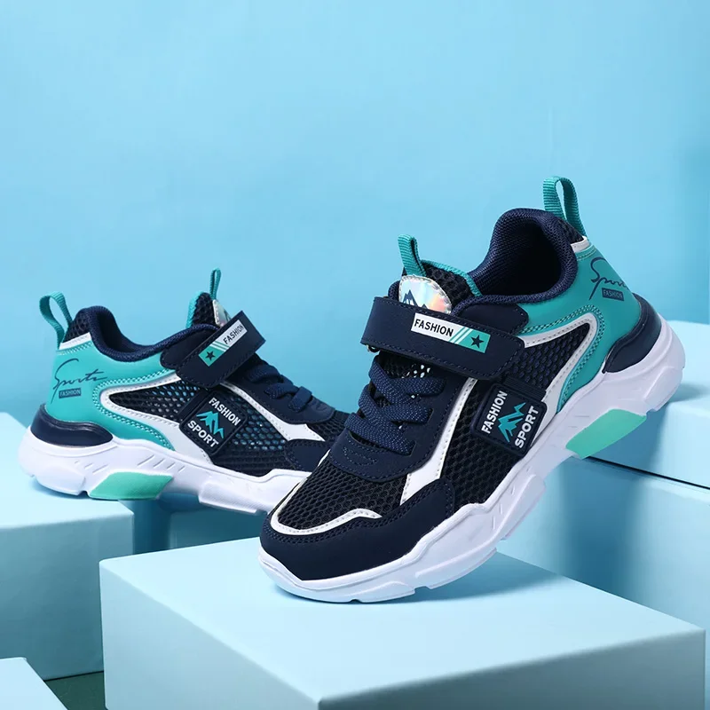 Letnie, oddychające buty sportowe dla chłopców z pojedynczą siatką, dziecięce sneakersy, gumowe buty rekreacyjne, codzienne trampki dla dzieci.