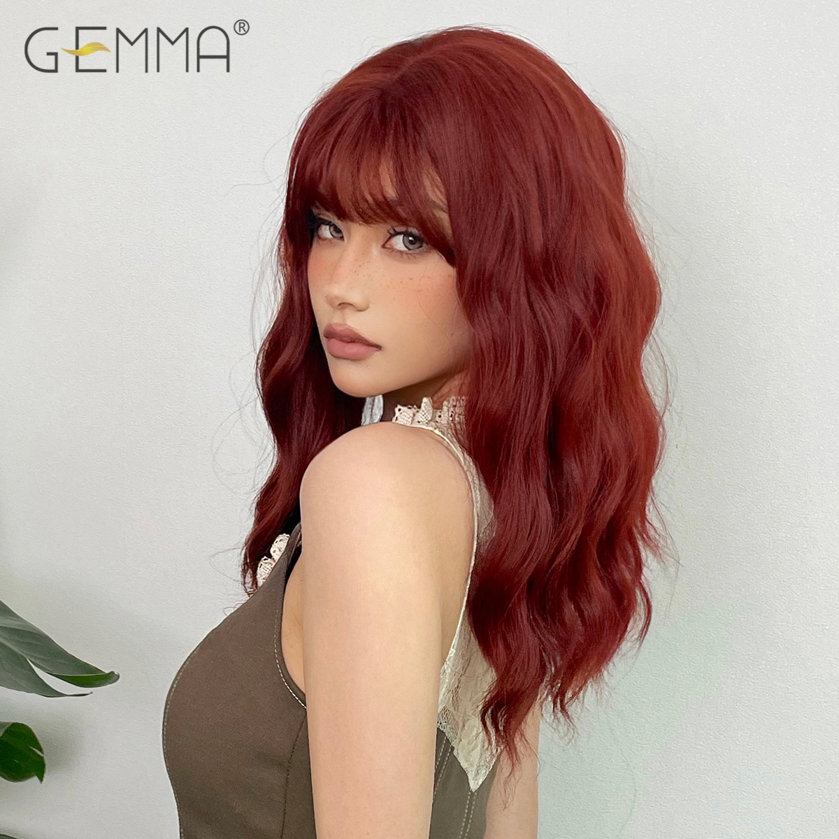 GEMMA – perruque synthétique bouclée mi-longue avec frange, cheveux naturels ondulés pour Cosplay, en Fiber résistante à la chaleur quotidienne pour femmes