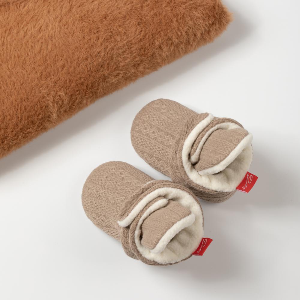Baby Mädchen süße Socken Säugling First Walker Boden Stiefeletten klassische weiche Sohle Anti-Rutsch warme neue Mode Schuhe