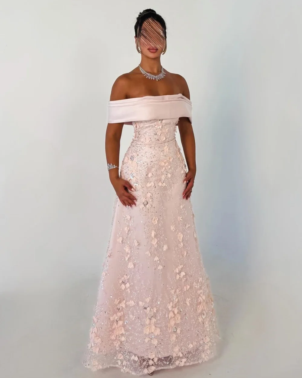 Personalizado de alta qualidade moda tule lantejoulas flor plissado a linha fora do ombro vestidos longos sob medida vestidos de ocasião retro