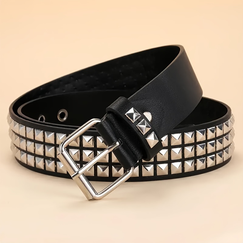Set cintura rivetto stile punk, dotato di fibbia quadrata in acciaio inossidabile, materiale pannello PU, decorazione rivetto piramidale maschile e femminile