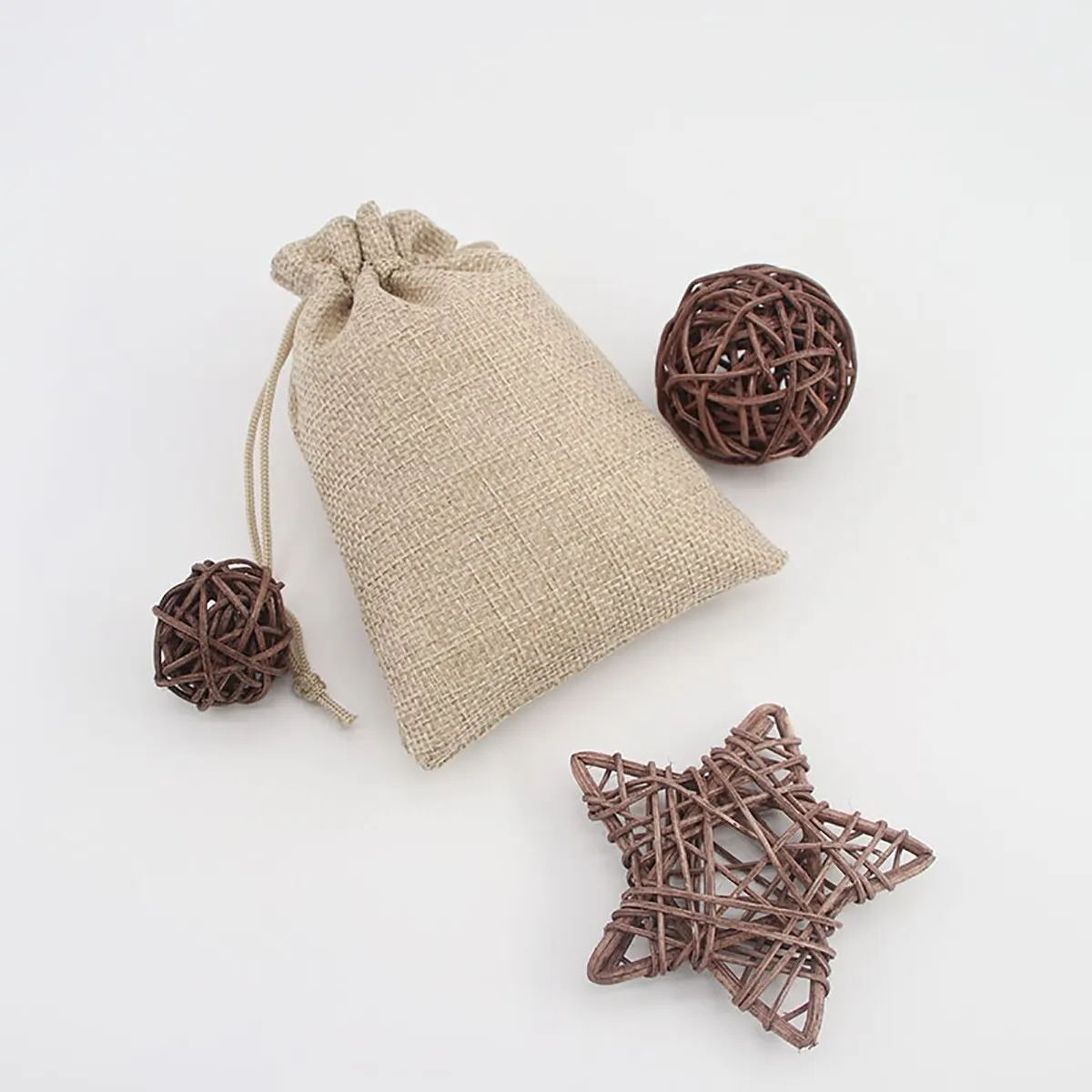 15-50 pacote de algodão e cânhamo saco de presente de bolso para o dia das crianças saco de embalagem de presente diy doces embalagem de produto de casamento