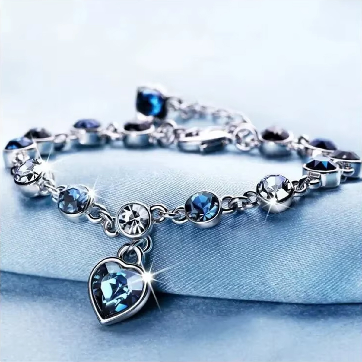 Pulsera de la suerte de Color plateado para mujer, Pulseras con dije de corazón de cristal azul para mujer, joyería fina de compromiso para boda y novia