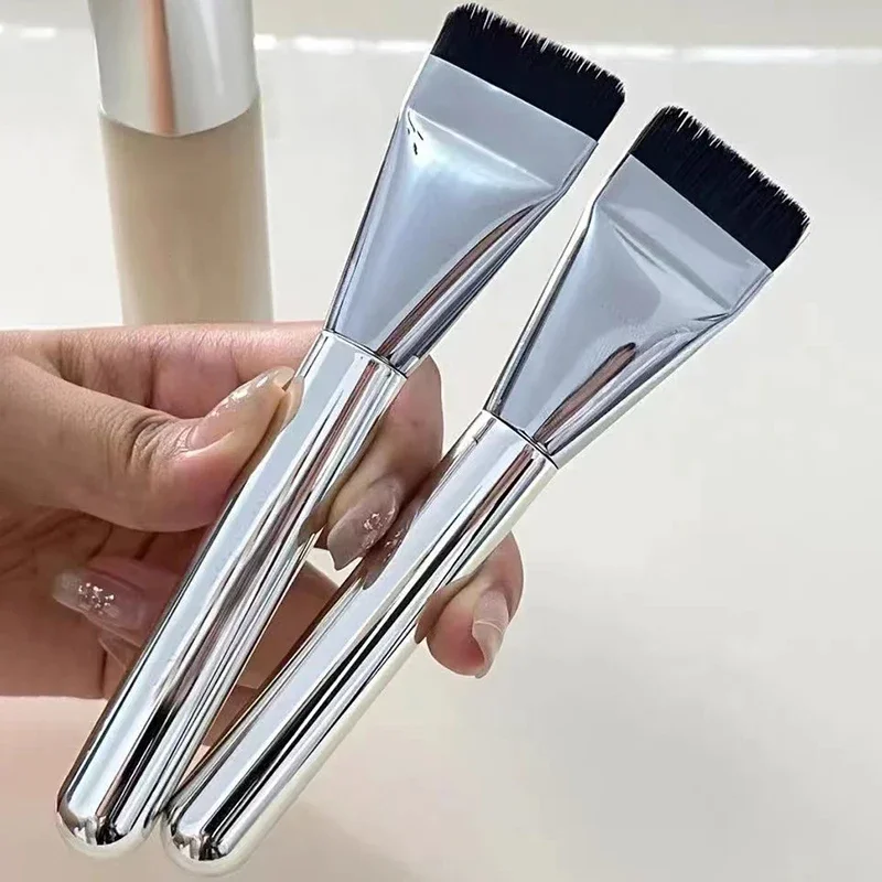 Neuer Foundation-Pinsel, koreanischer Make-up-Pinsel, ultradünner einzeiliger Maskenpinsel, Primer-Concealer-Pinsel