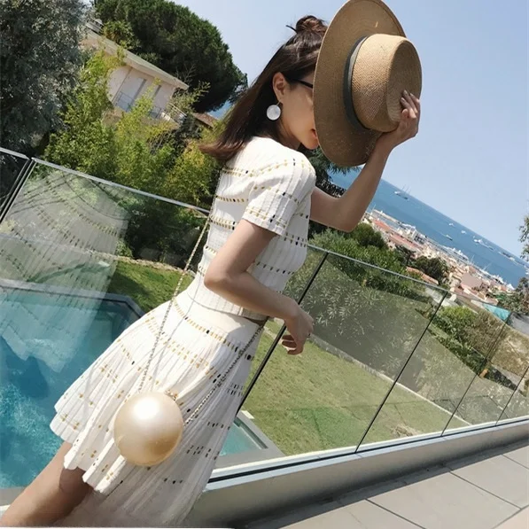 Conjunto f chique de duas peças, manga curta, estilo vintage, profissional e e, saia e top, verão 202.