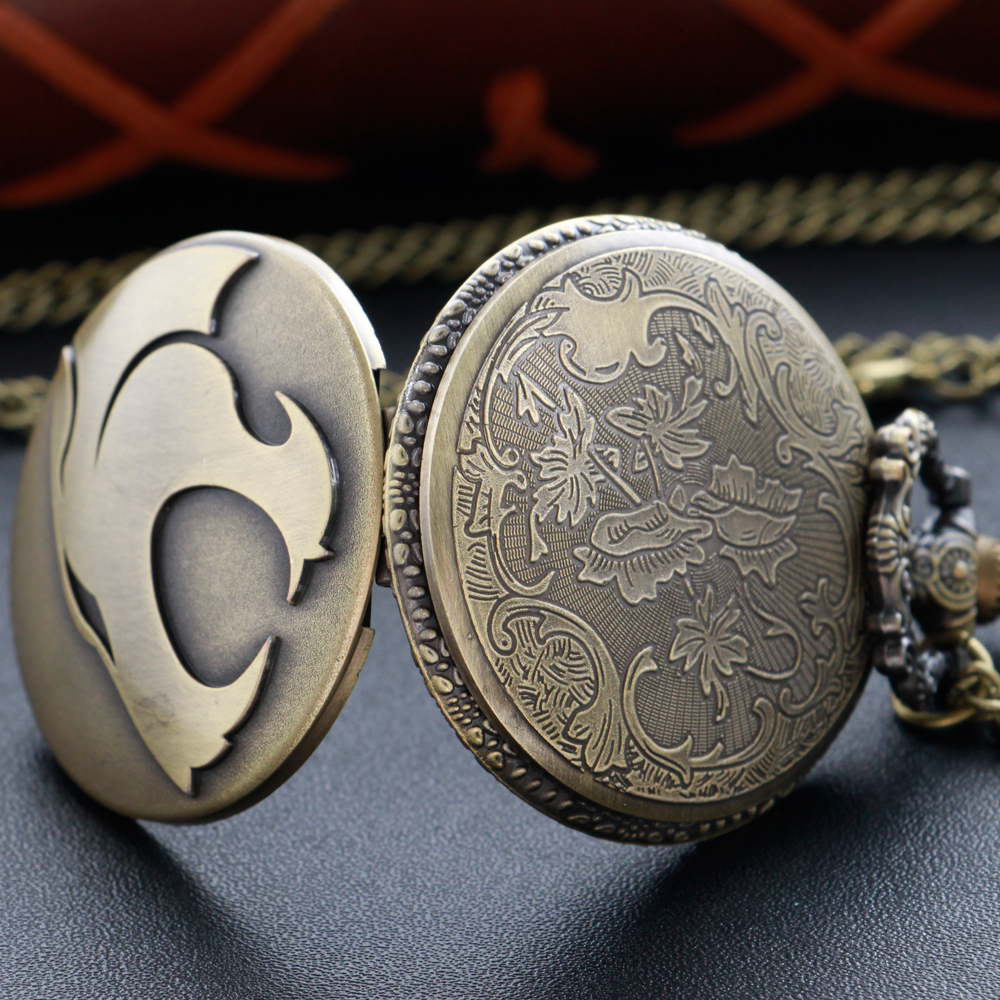 Montre de poche à Quartz héros léopard en Bronze, collier Steampunk Vintage, cadran numérique romain pour hommes et femmes Xh3011
