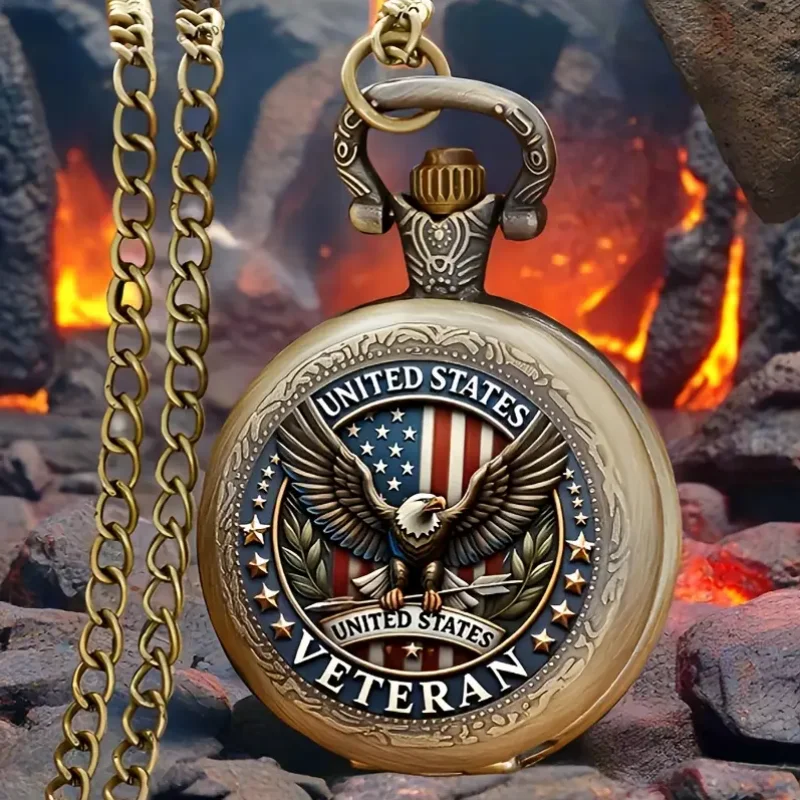 Vintage Bronze American Flag Design mit Adler Mini Taschenuhr Halskette – Stahl Quarzwerk, nicht wasserdichte Uhr für Herren