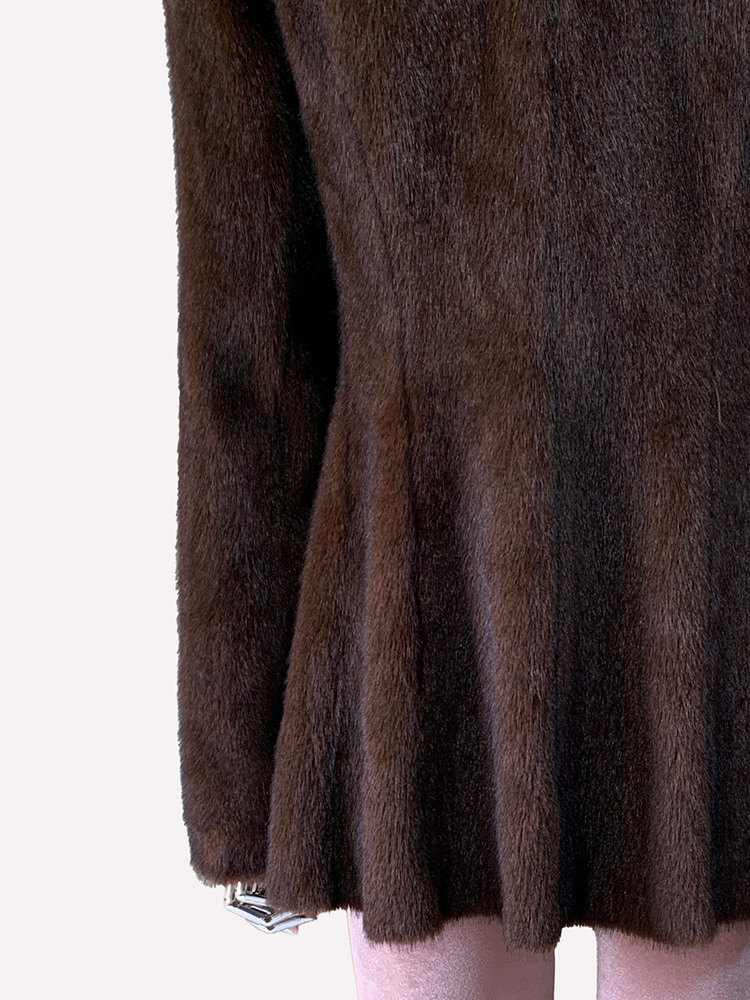 Nerazzurri ฤดูหนาวสั้นสีน้ําตาลหนานุ่มติดตั้ง Faux Mink Fur Coat ผู้หญิงเดี่ยวปุ่ม Elegant Luxury Chic Fluffy Jacket