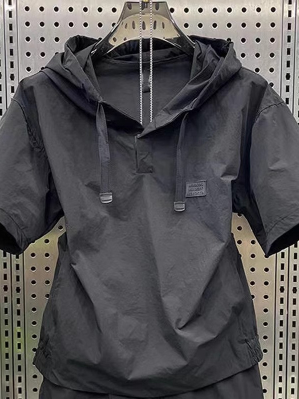 Conjunto Casual de Verão Leve e Respirável em Cor Sólida, Conjunto de Duas Peças Solto e Moderno para Homens, Cseta de Man...