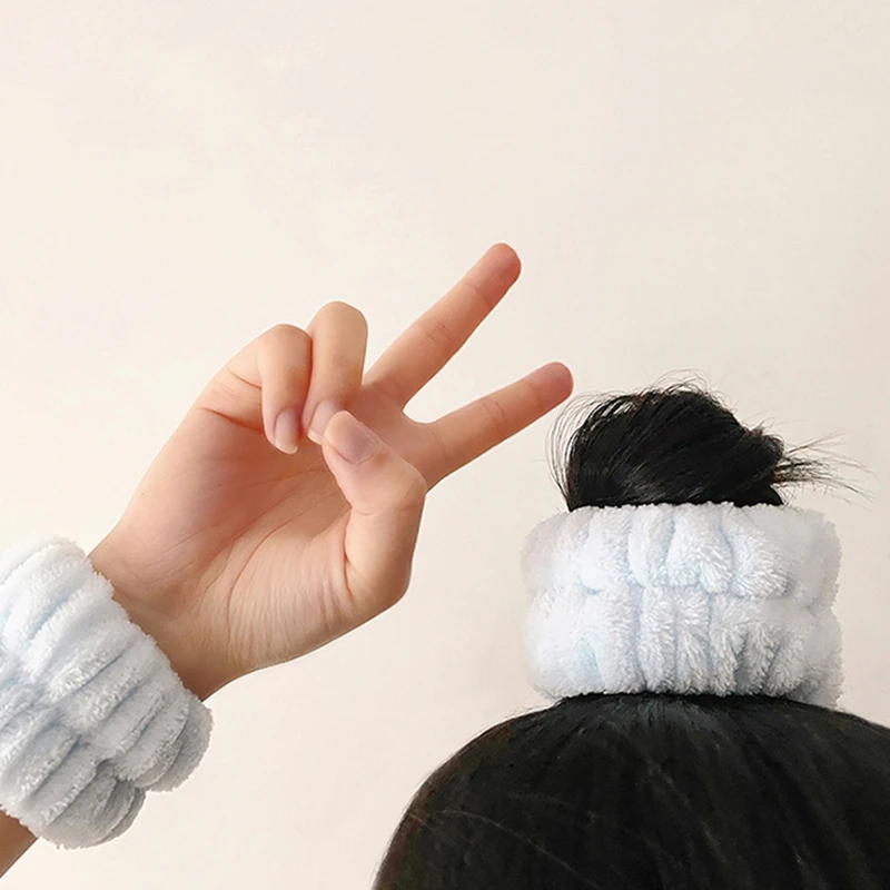 2 個再利用可能なスパ手首ウォッシュバンドソフトマイクロファイバータオルリストバンド洗顔用女性ガールヨガランニングスポーツ手首汗止めバンド