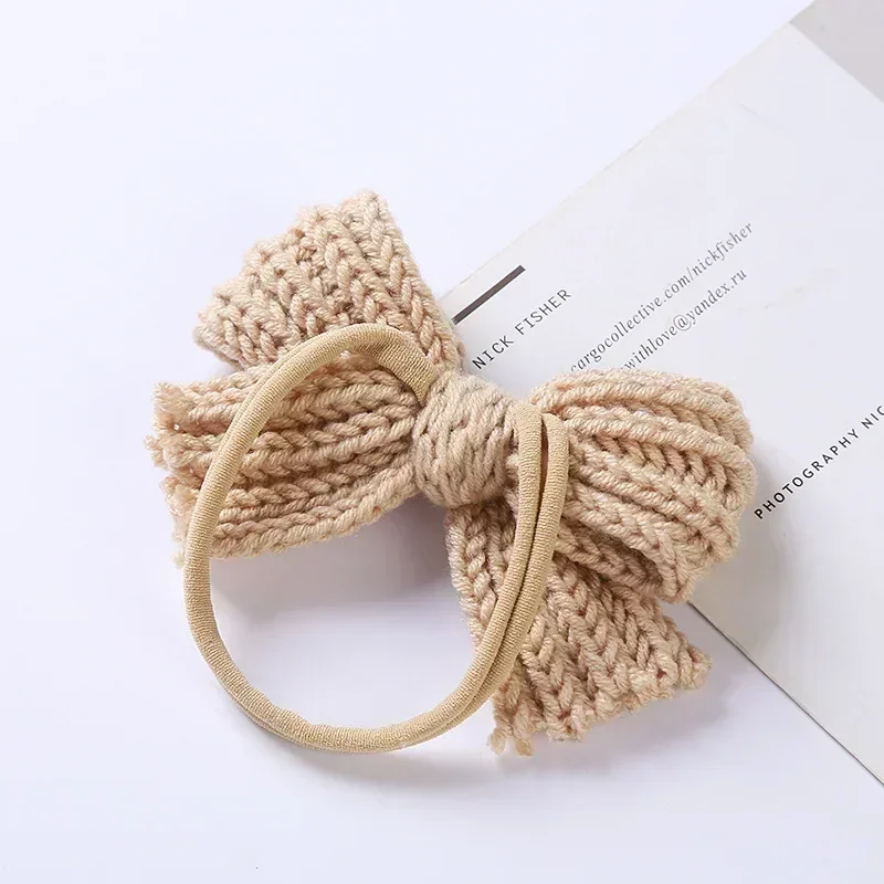 1 Uds. Diadema elástica con lazo de lana tejida bonita, diadema infantil de Color sólido con lazos de ganchillo, diadema de nailon, sombreros para niños, regalo de cumpleaños