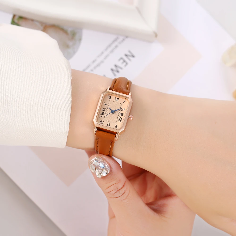 New women's watch with retro Roman blue needle scale design, simple and fashionable square watch, quartz watch