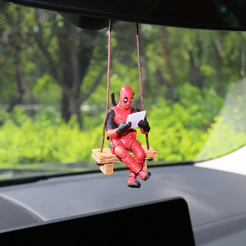 Marvel Deadpool รถกระจกมองหลังจี้อ่าน Deadpool รถจี้ Mini รุ่นของเล่น Action Figure ใหม่ร้อนคริสต์มาสของขวัญ