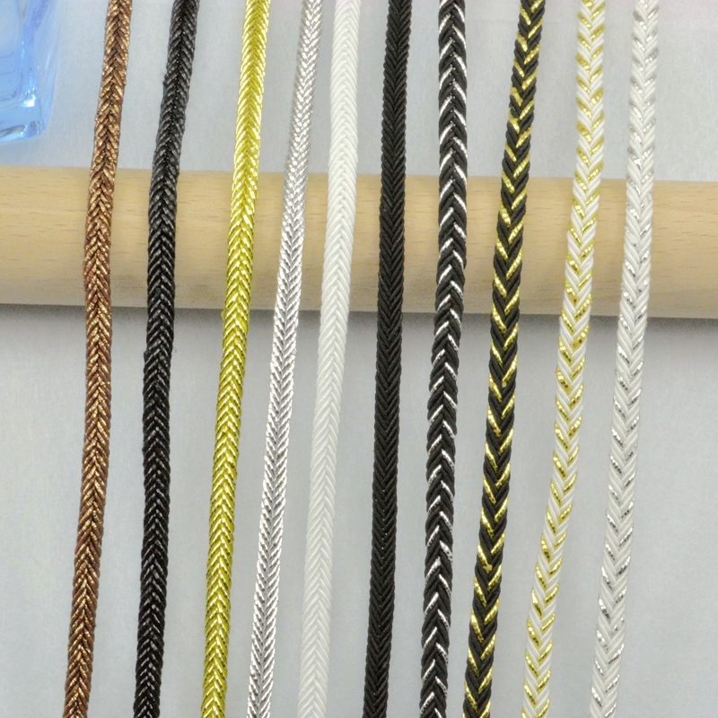 5 Meter/16,4 Fuß pro Packung, neuer Spitzengürtel, Bekleidungszubehör, DIY-Handwerk, Hochzeitskleid, doppelseitiger Blumengeflecht mit Spitze, Polyester-Spitze