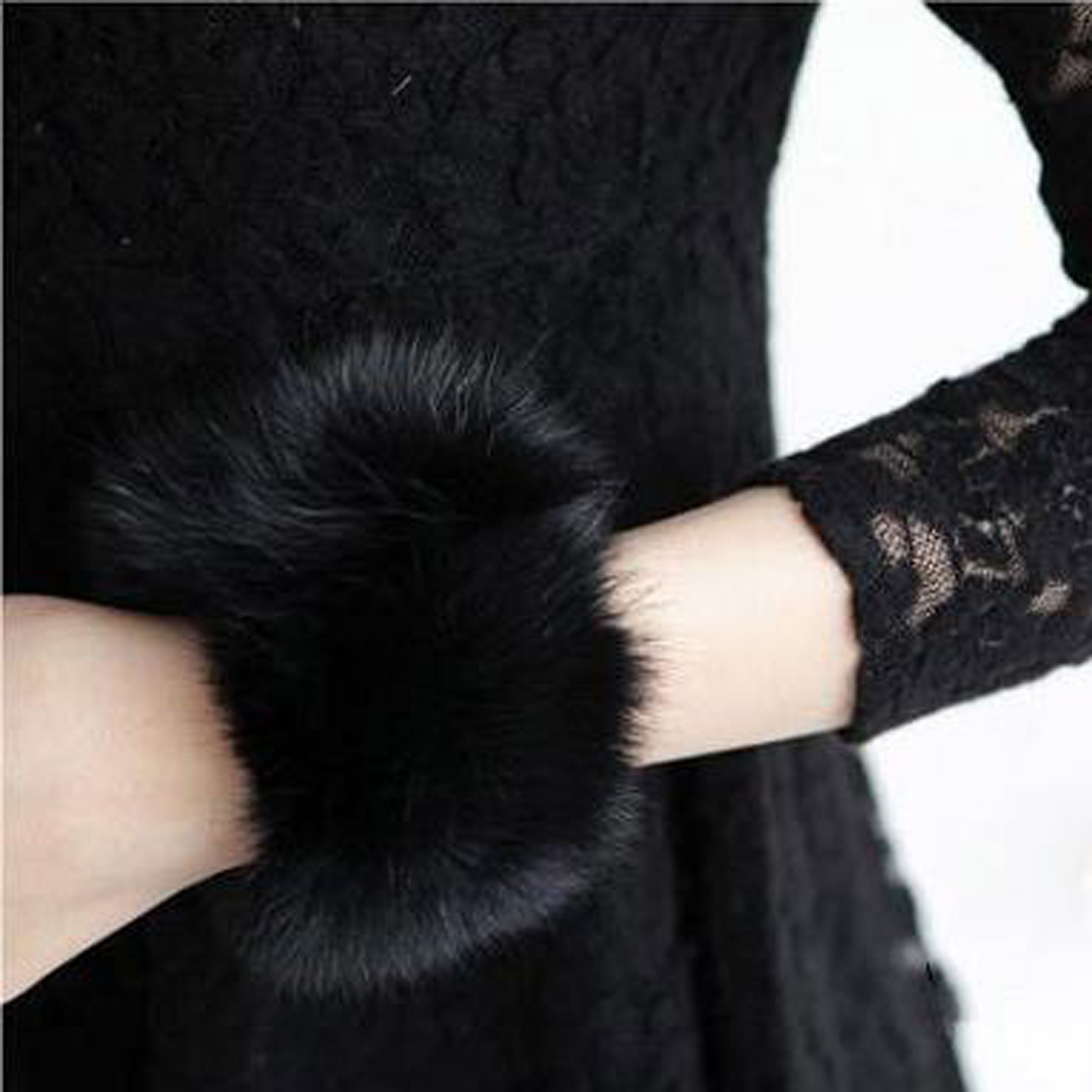 New Winter Wrist Slap On Cuffs Arm Warmer Plush Warm Women Faux Fox Fur Elastic Wrist Cover Sleeve Coat Decor Solid Luxurious