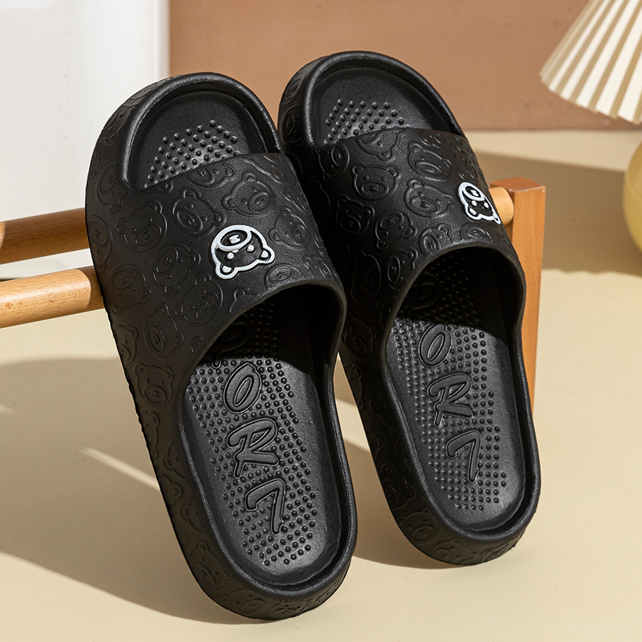 Zapatillas de moda de verano para hombre, sandalias con estampado de osito, baño interior, antideslizantes, suaves, zapatos informales para dormitorio para mujer, pareja