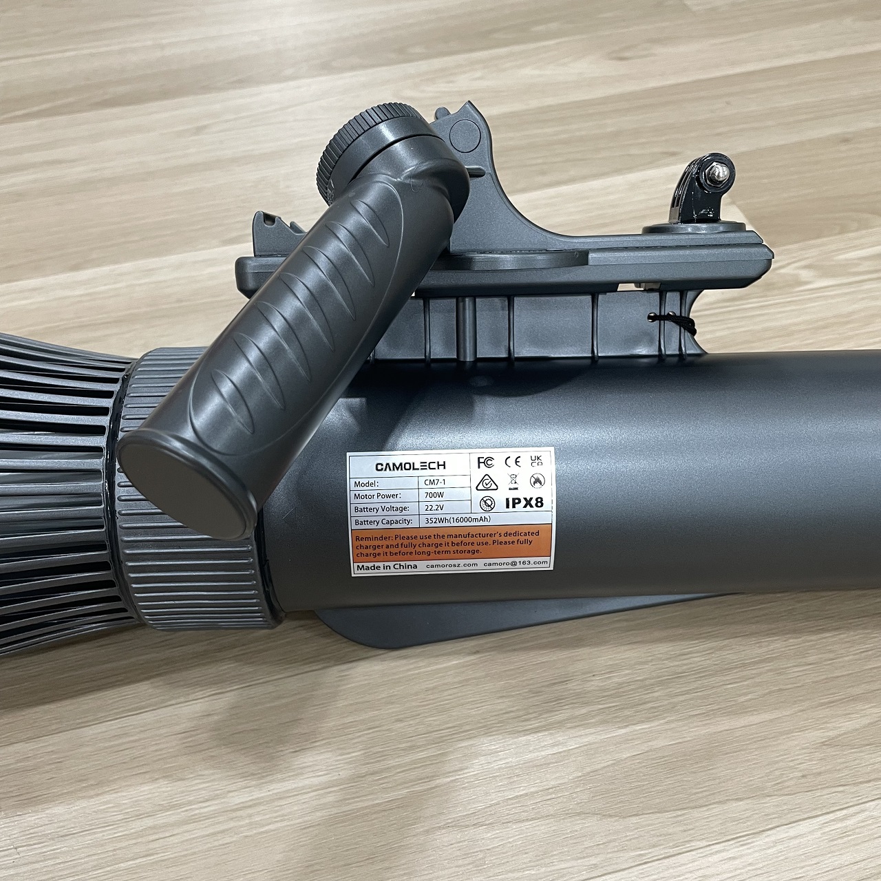 カヤック用電動水中モーター,無料の水泳帽,スキューバダイビング用ゴーグル,シーダイビングスクーター,700W, 16Ah