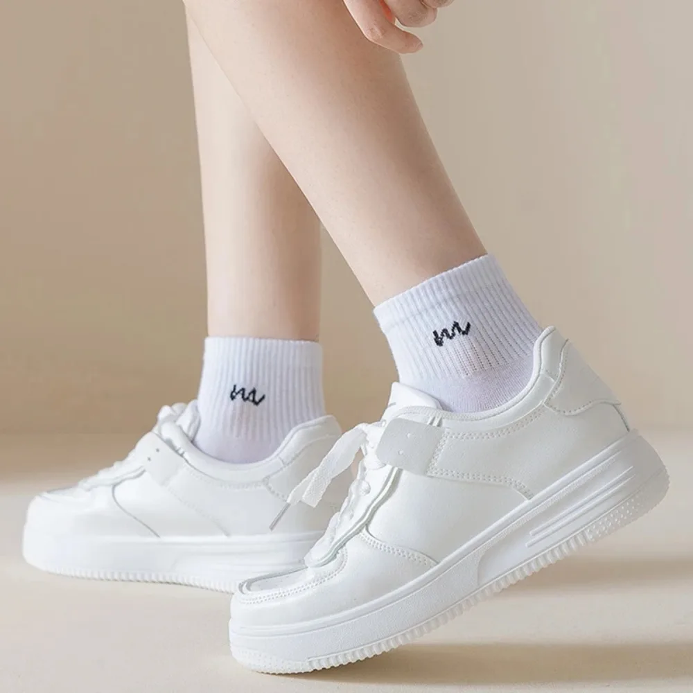 5 pares de calcetines con estampado de letras, calcetines cortos deportivos cómodos y transpirables, medias y medias para mujer, calcetines cortos suaves y cómodos que combinan con todo