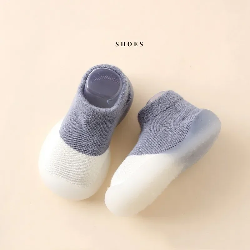 ถุงเท้าเด็กรองเท้าเด็กทารกการจับคู่สีน่ารักเด็กรองเท้าตุ๊กตานุ่ม Soled เด็กรองเท้าผ้าใบ BeBe เด็กวัยหัดเดิน First Walkers
