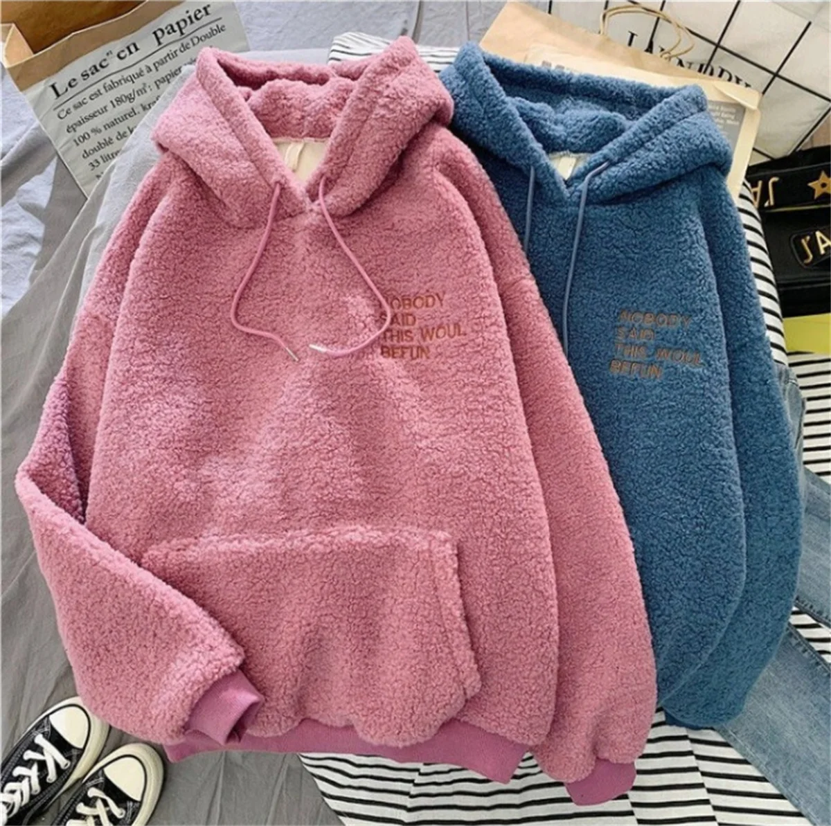 Outono inverno moda moletom com capuz feminino coreano solto sólido carta topos manga longa roupa quente com capuz senhora casual rua