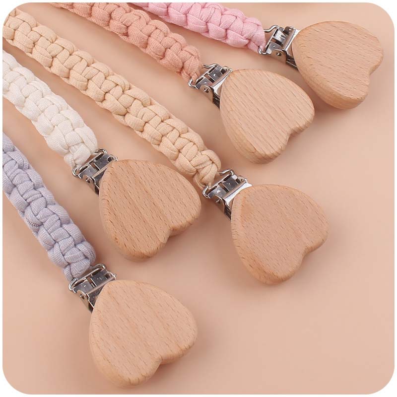 Cadena de chupete de bebé de algodón de ganchillo hecha a mano, soporte para chupete con forma de corazón de madera, Clip para la dentición, juguetes para masticar, regalo de Ducha