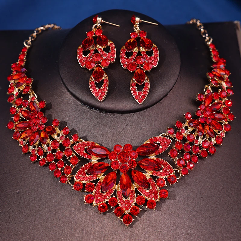Set di orecchini con collana di strass di cristallo di moda, accessori per capelli da sposa per la sposa delle donne
