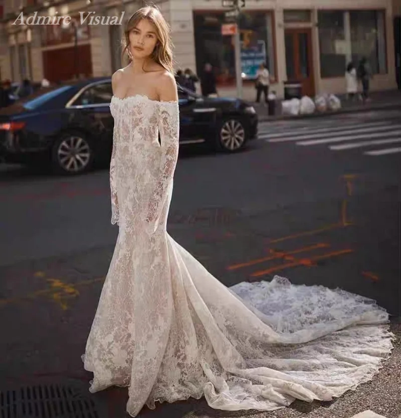 ใหม่ล่าสุดชุดแต่งงานลูกไม้ Mermaid แขนยาวปิดไหล่ Illusive กลับที่กําหนดเองเจ้าสาว Gowns Vestidos De Novia