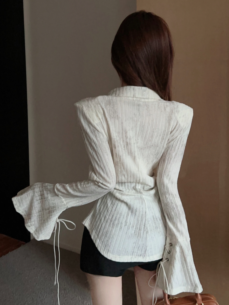 สไตล์ฝรั่งเศส Flare แขนเสื้อผู้หญิง Retro Chic LACE-up ฤดูใบไม้ผลิฤดูใบไม้ร่วง Elegant ผู้หญิงเซ็กซี่ Tops ความงามเสื้อผ้ายอดนิยม