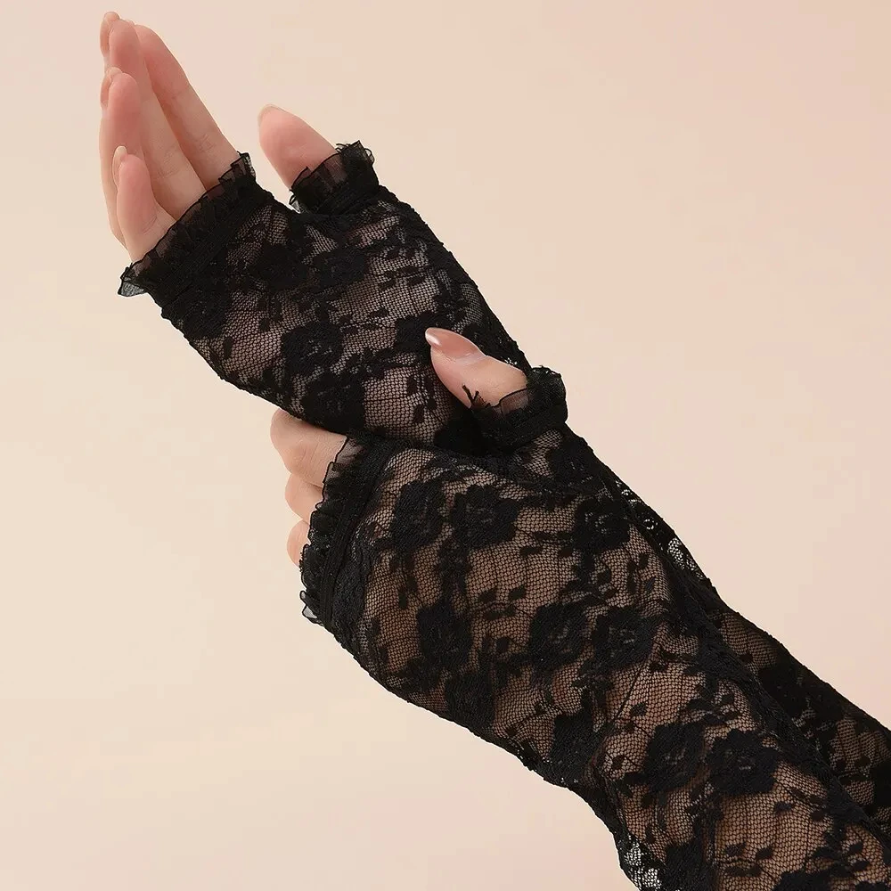 Verão feminino mangas longas rendas protetor solar motorista meio dedo resistente a uv rendas sexy luvas de noite