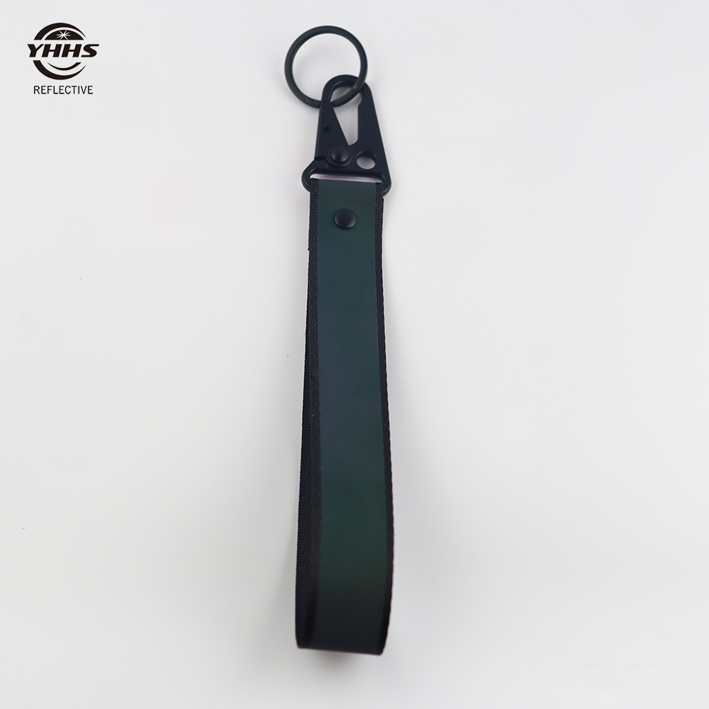 2.5cm Car Reflective Keychains High Bright Colorful Webbing Material For Bag Pendant Accessories Night Running Walking 18cm