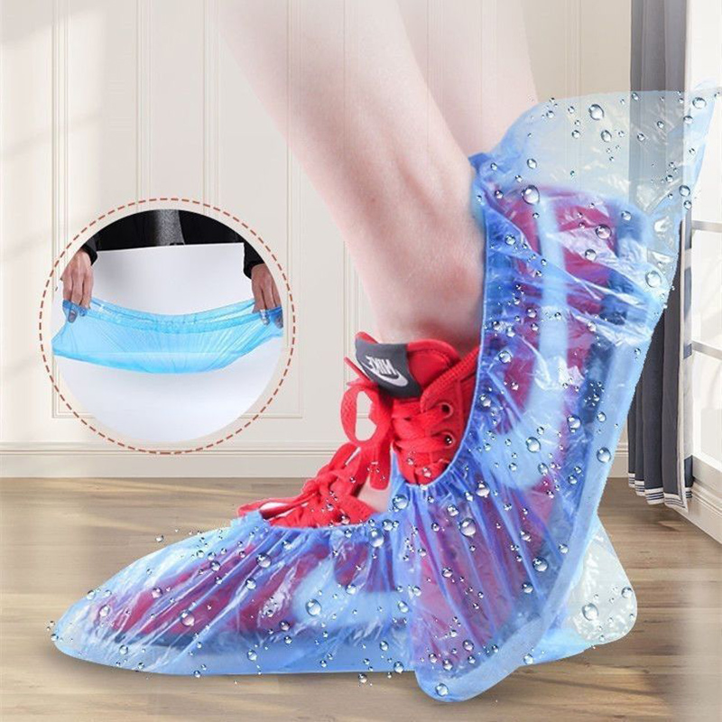 100 pçs portátil à prova dwaterproof água botas cobre plástico antiderrapante usar capas de sapato descartáveis overshoes capas de sapato de chuva à prova de lama