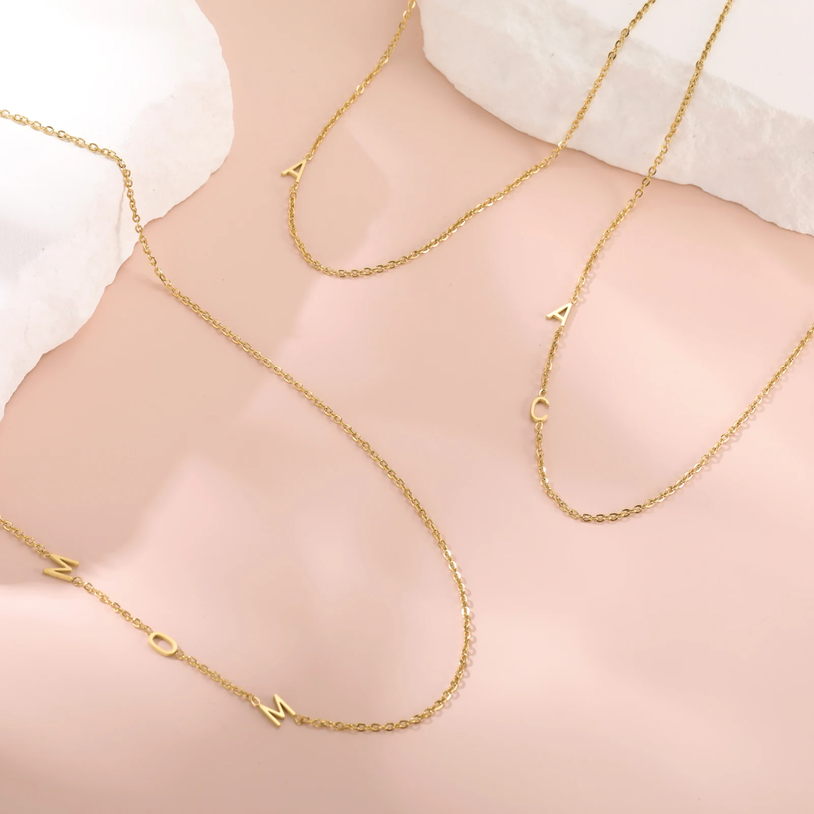 CUSTOM เริ่มต้นสร้อยคอ Choker สําหรับผู้หญิงสแตนเลส A-Z ตัวอักษรส่วนบุคคลสร้อยคอเครื่องประดับของขวัญวันวาเลนไทน์