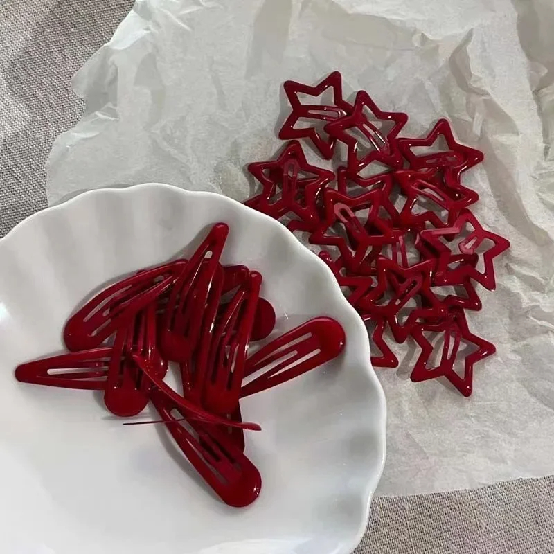 20 sztuk / partia Nowy czerwony klips z gwiazdą dla dziewczynki Waterdrop Barrettes Czarna spinka do włosów Kobiety Srebrne akcesoria do spinek do włosów Kawaii BB Clip