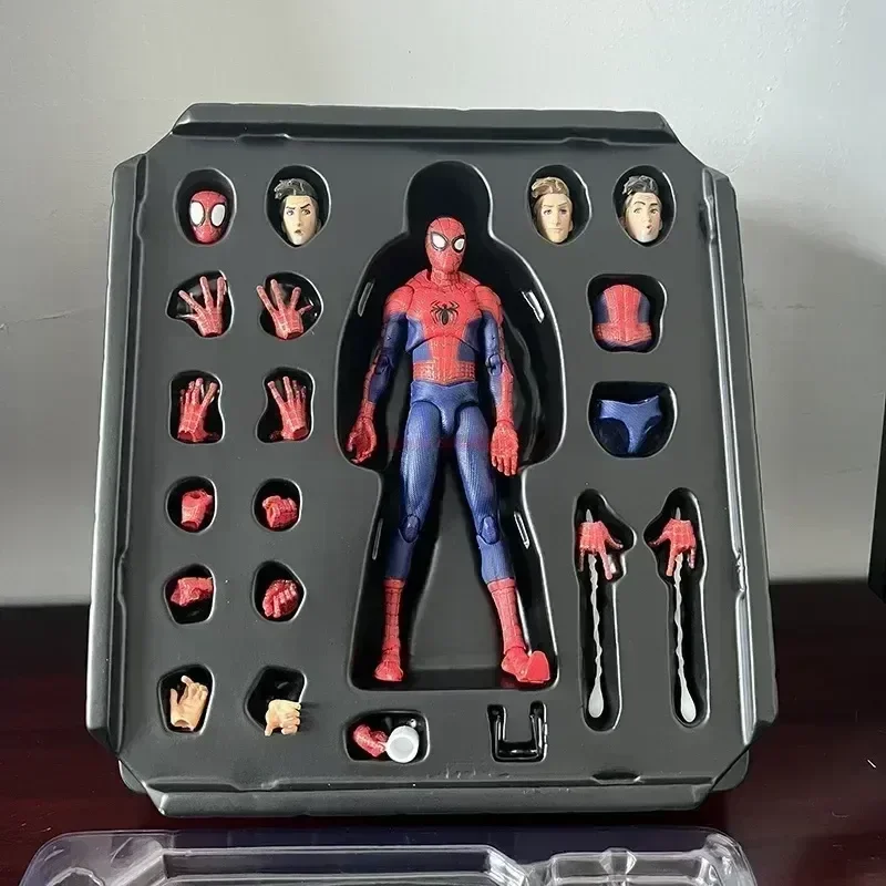 2024 Spiderman Gwen Peter Action FigureอะนิเมะSpider-verseคอลเลกชันSentinel Miles Moralesตัวเลขของเล่นคริสต์มาสของขวัญ
