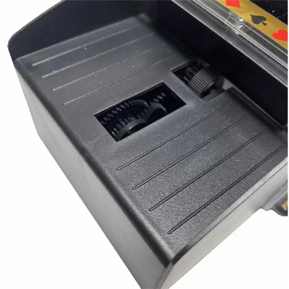 เครื่องสับไพ่อัตโนมัติ 1/2 ชั้น เครื่องสับไพ่โป๊กเกอร์ไฟฟ้า เครื่องสับไพ่ที่ใช้แบตเตอรี่