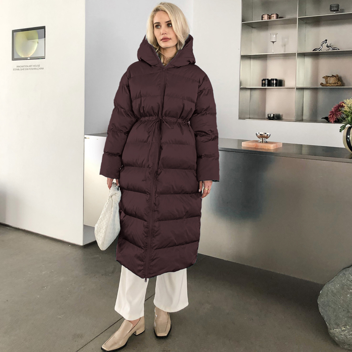 2025 เสื้อโค้ทฤดูหนาวผู้หญิงมีสไตล์หนาอบอุ่น Parkas