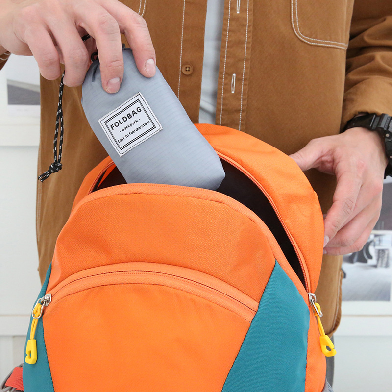 Sac à dos de voyage pliant portable ultra-léger, sac de rangement imperméable pour la peau, sac d'alpinisme extérieur, sac à dos de sport de loisirs