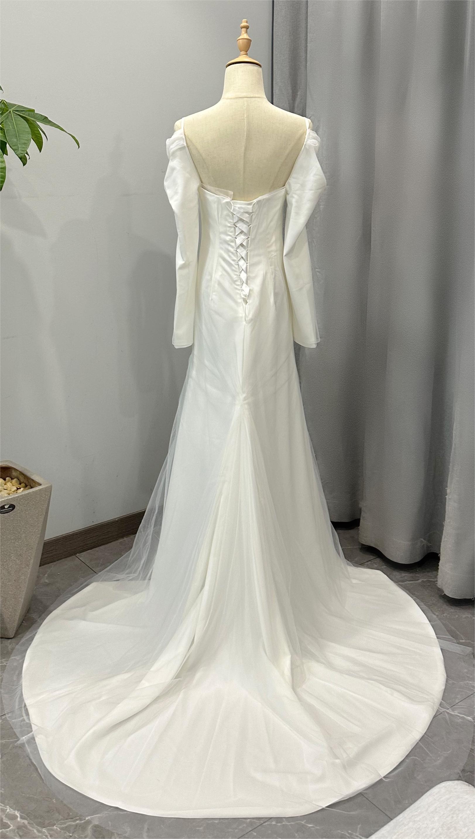 Robe de mariée légère à manches longues, princesse sirène à longue queue, simple et élégante, hors de l'initiative, quelle que soit CasTrio