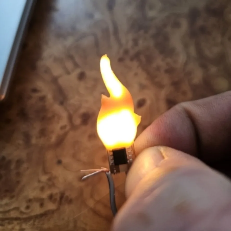 Candele Flash Cob a quattro colori 3V Led Edison Flame LED Filamento 2200K Diodo Decorazione festa di compleanno Lampadina Accessori fai da te